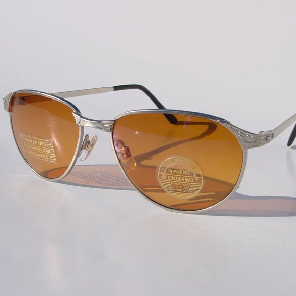 NWT TruVintage 90\'s fashion Retro style Goldenmax lens tech hydrophobic sunglass
